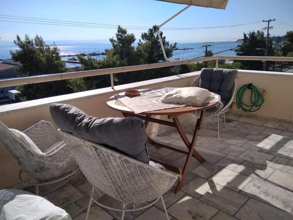 Super View Seafront Apartment Nea Michaniona Exterior foto